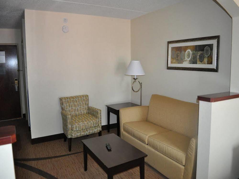 Greenfield Inn & Suites Owensboro, Ky Airport Exterior foto